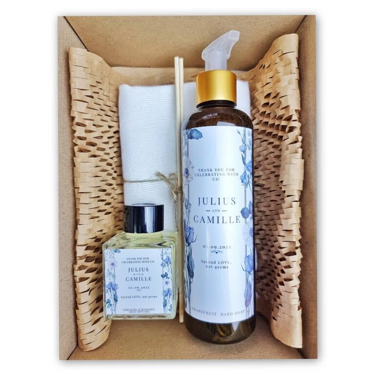 Alt text: Personalized wedding favors with custom labels on small jars, simple and elegant guest gifts